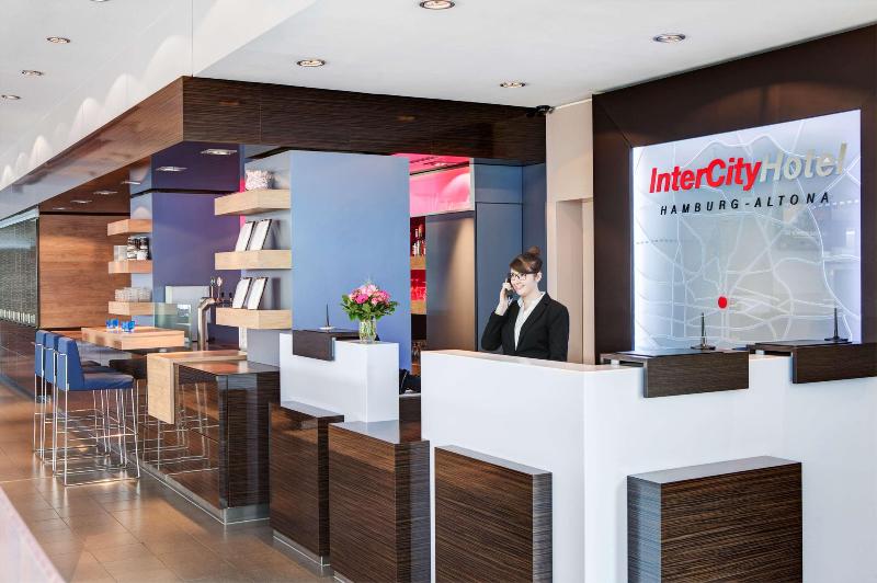 IntercityHotel Hamburg-Altona - Lobi