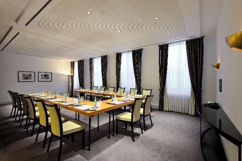 Kastens Hotel Luisenhof - Toplantı