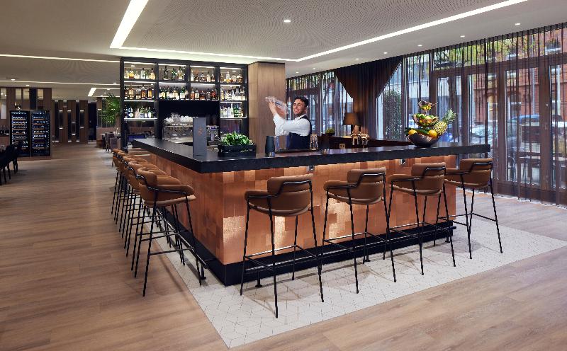 DoubleTree by Hilton Hannover Schweizerhof - Bar