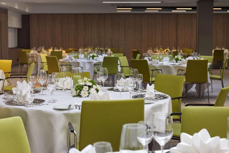 DoubleTree by Hilton Hannover Schweizerhof - Genel