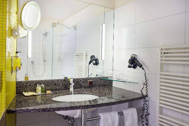 DoubleTree by Hilton Hannover Schweizerhof - Oda