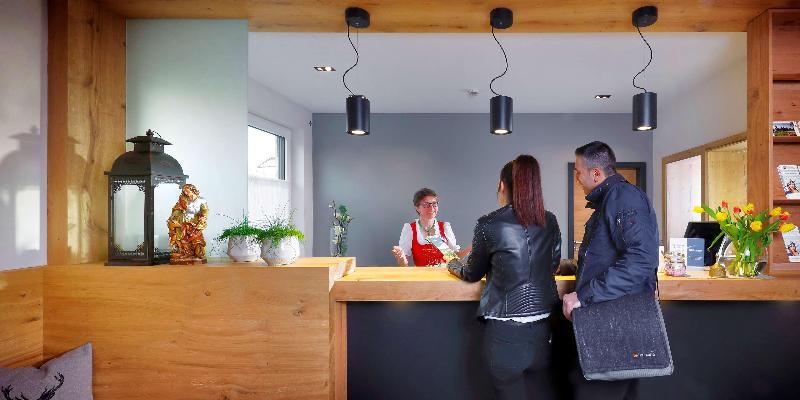 Best Western Hotel Brunnenhof - Lobi