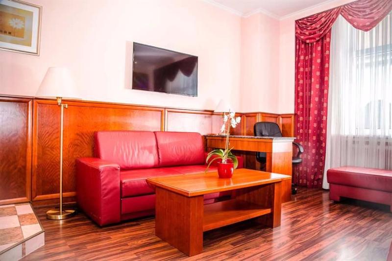 Corvinus Pension - Lobi