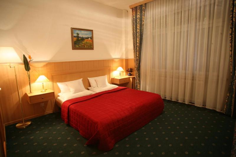 Corvinus Pension - Oda