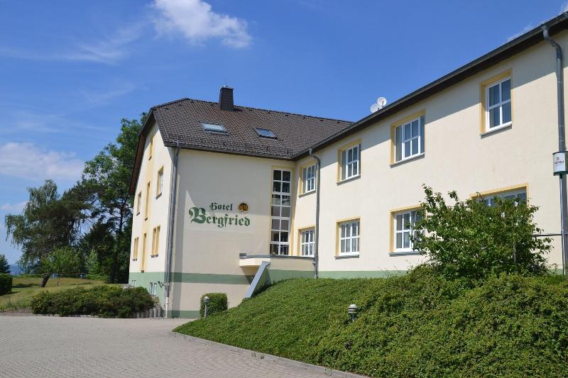 Bergfried - Genel