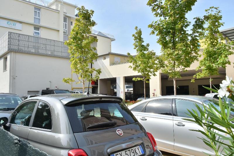 Hotel Golf - Genel