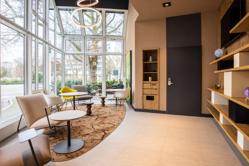 Ibis Heidelberg Hauptbahnhof - Lobi