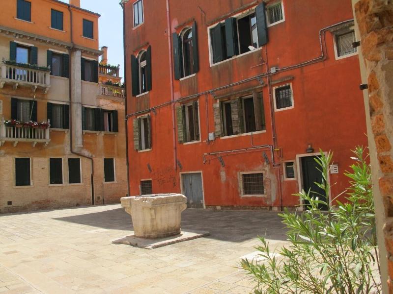 Antica Raffineria - Genel