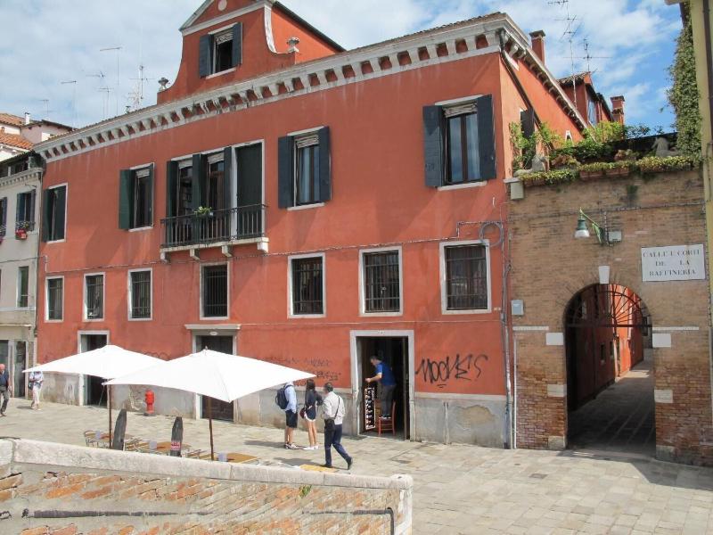 Antica Raffineria - Genel