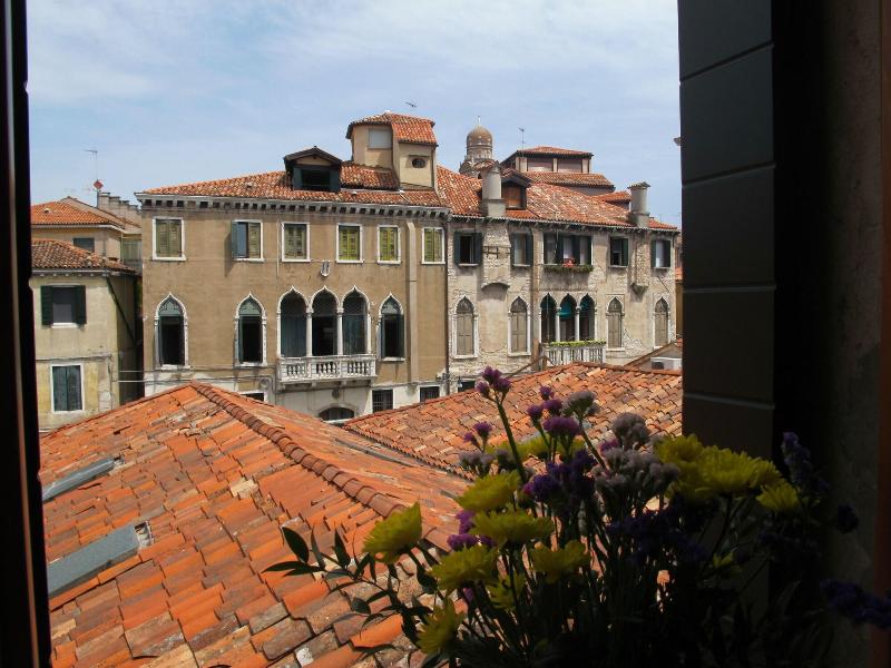 Antica Raffineria - Genel