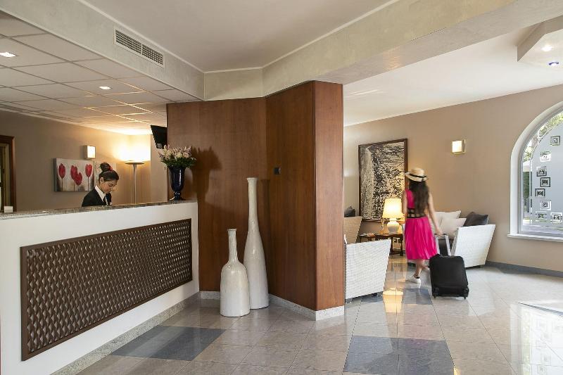 Park Hotel Ermitage - Lobi