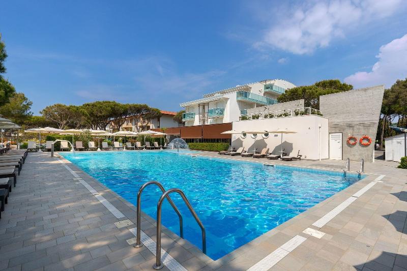 Park Hotel Ermitage - Havuz