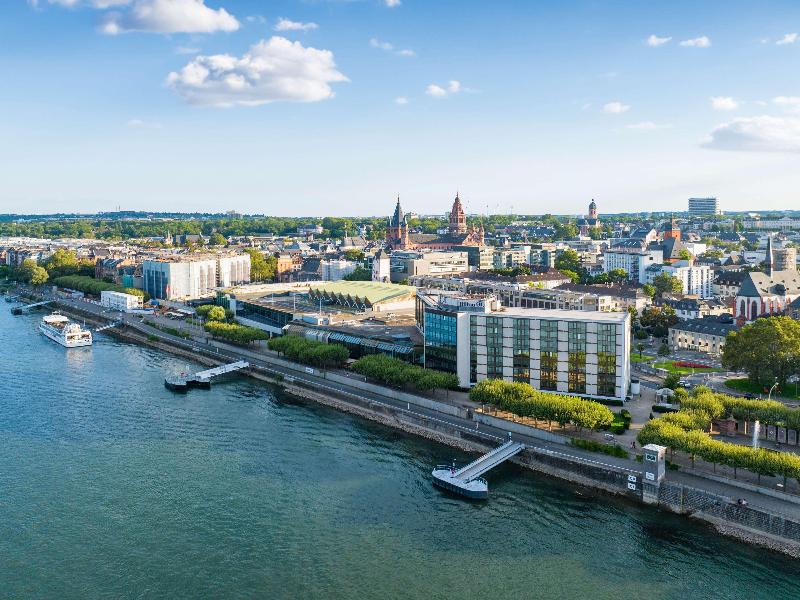 Hilton Mainz - Genel