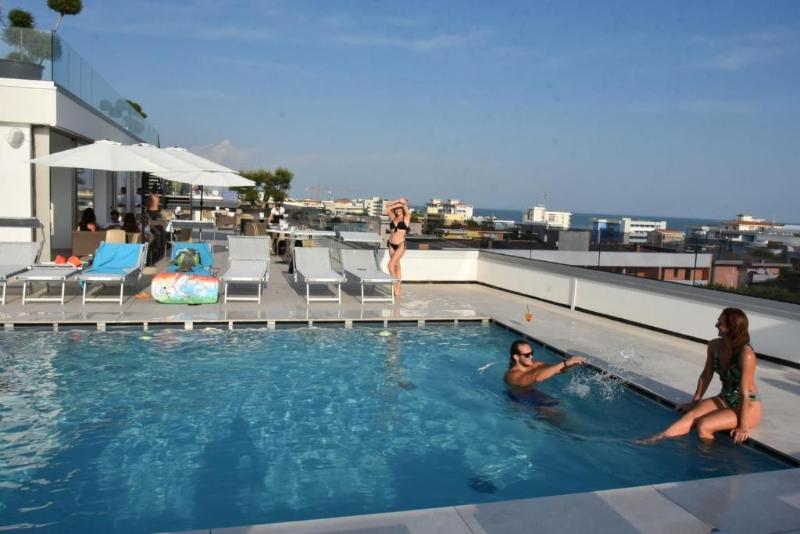 Hotel Venice Beach  lifestyle - Havuz