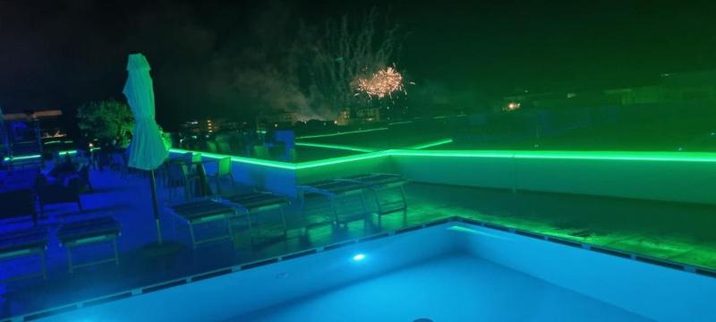 Hotel Venice Beach  lifestyle - Havuz