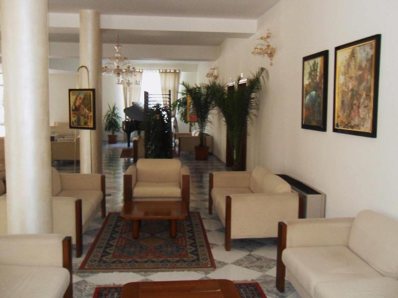 Hotel Jasminum - Lobi