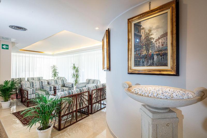 Hotel Jasminum - Lobi