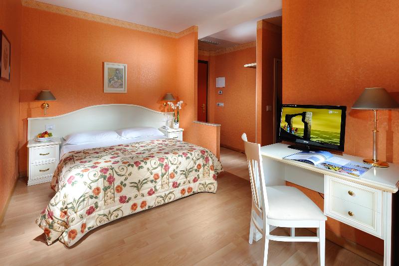 Hotel Jasminum - Oda
