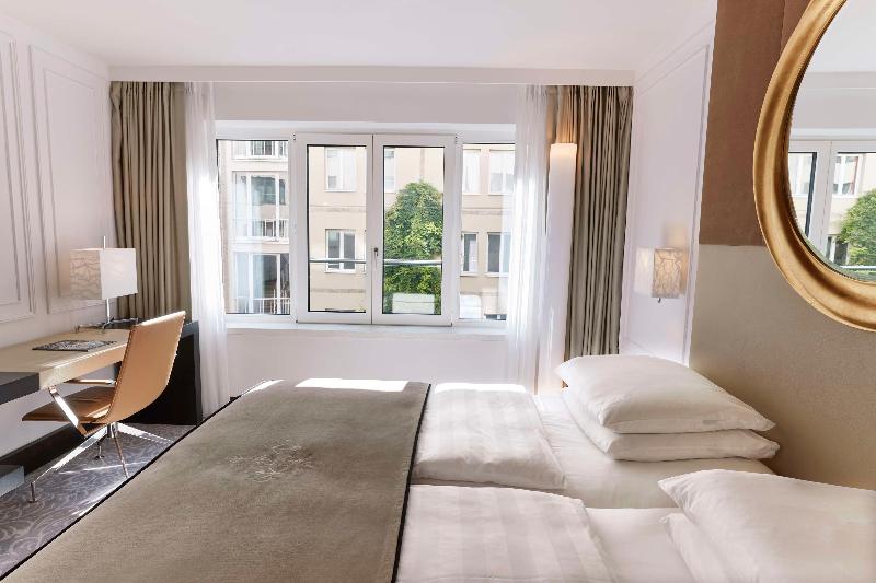 Vier Jahreszeiten Kempinski Munchen - Oda
