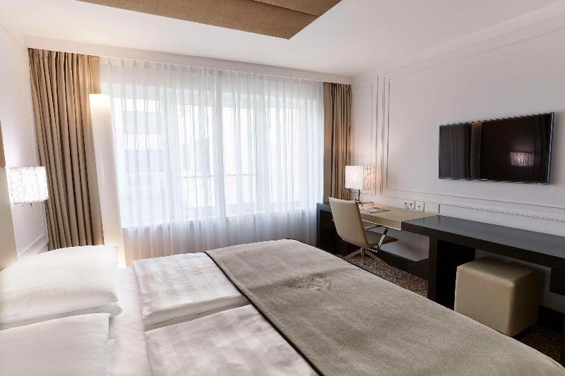 Vier Jahreszeiten Kempinski Munchen - Oda