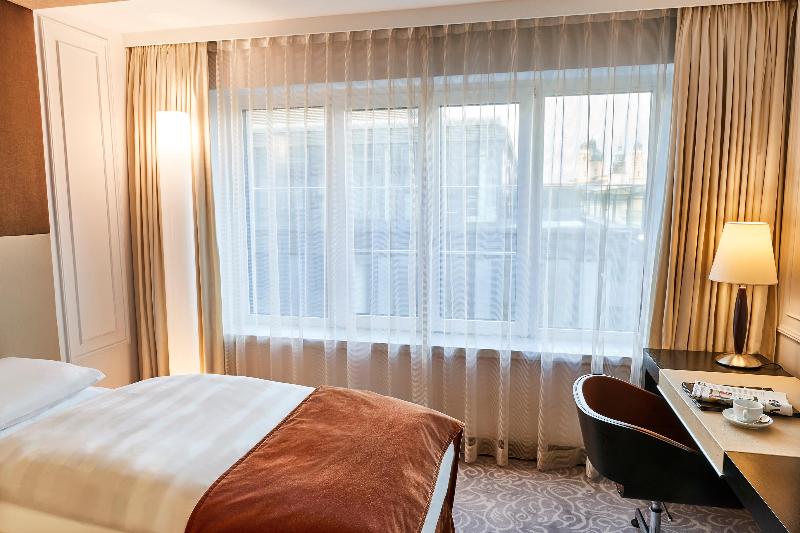 Vier Jahreszeiten Kempinski Munchen - Oda