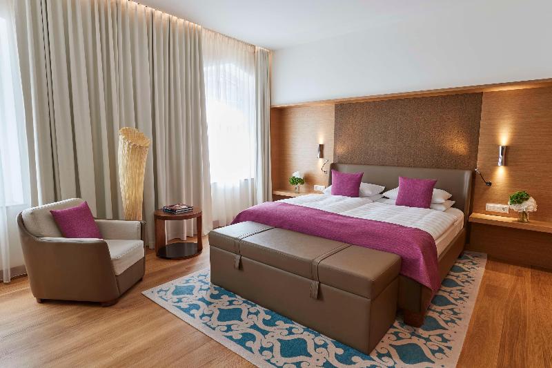 Vier Jahreszeiten Kempinski Munchen - Oda