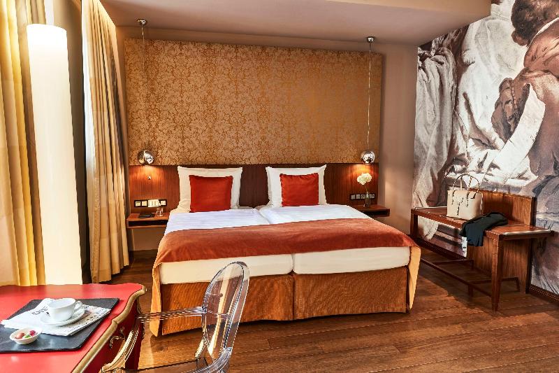 Vier Jahreszeiten Kempinski Munchen - Oda