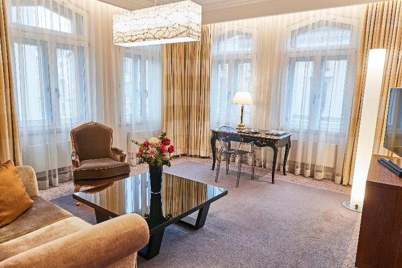 Vier Jahreszeiten Kempinski Munchen - Oda