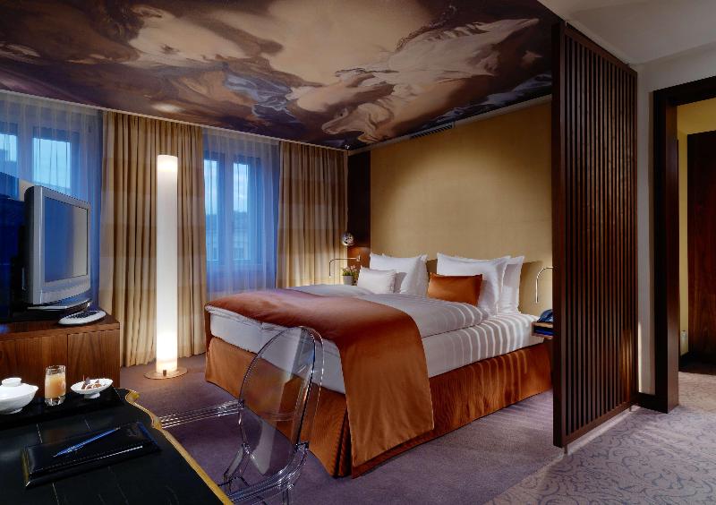 Vier Jahreszeiten Kempinski Munchen - Oda