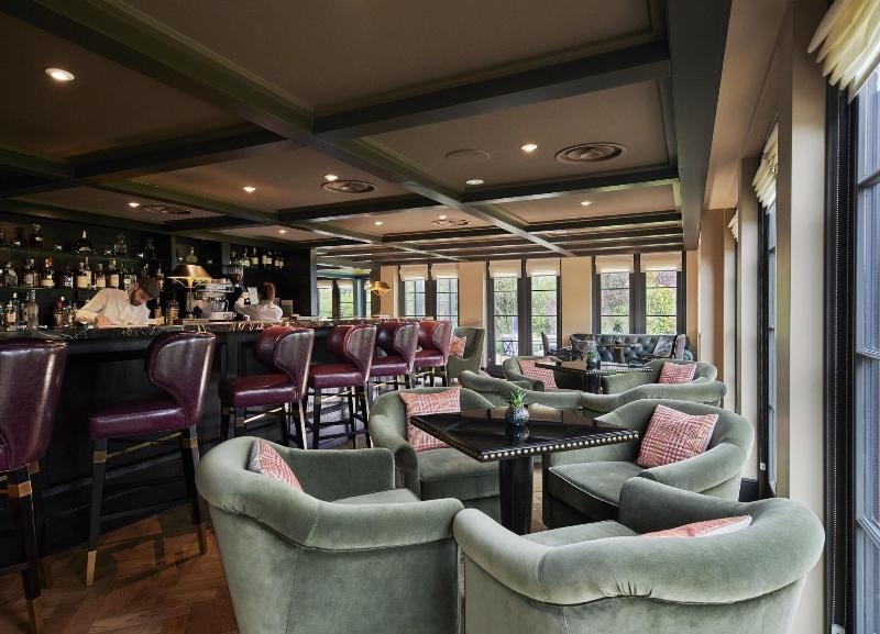 Monkey Island - Bar
