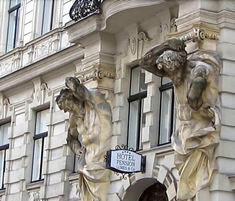 Hotel Pension Lumes self check in - Genel