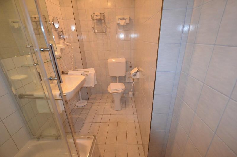 Hotel Pension Lumes self check in - Oda