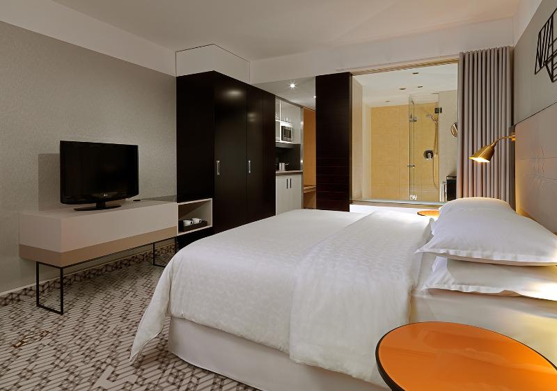 Sheraton Munich Arabellapark - Oda