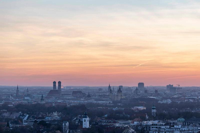 Sheraton Munich Arabellapark - Oda
