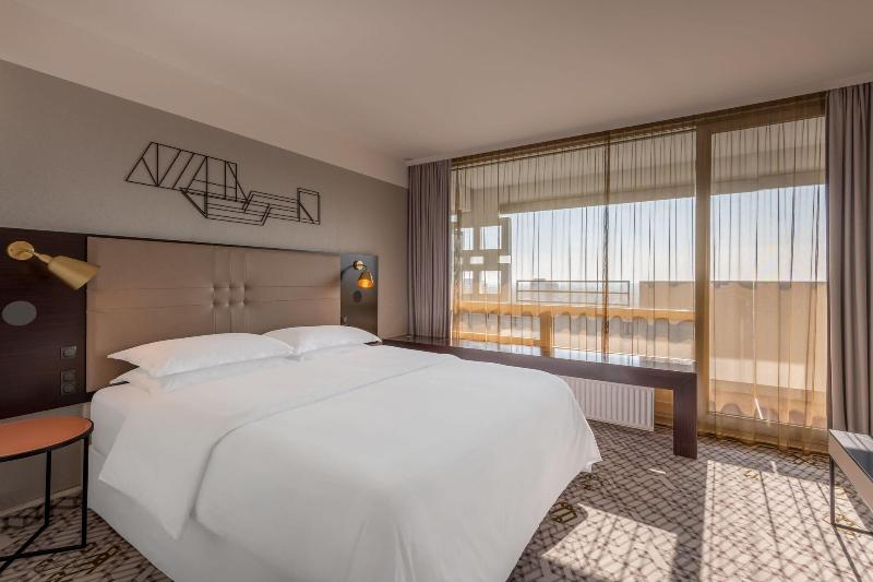 Sheraton Munich Arabellapark - Oda