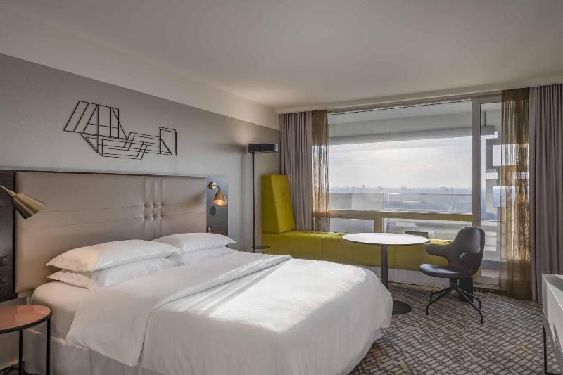Sheraton Munich Arabellapark - Oda