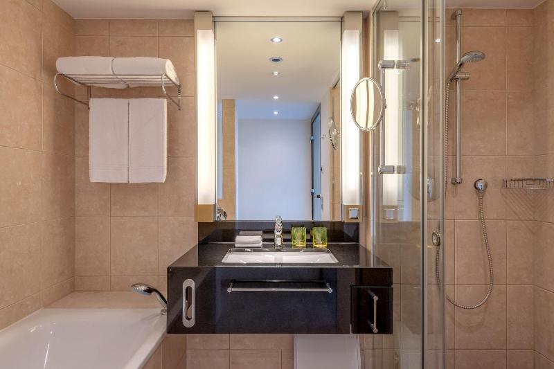 Sheraton Munich Arabellapark - Oda