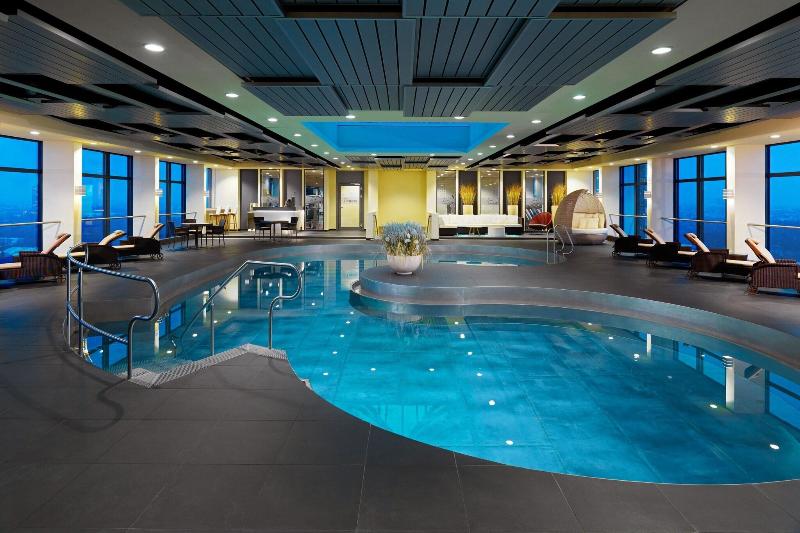 Sheraton Munich Arabellapark - Havuz