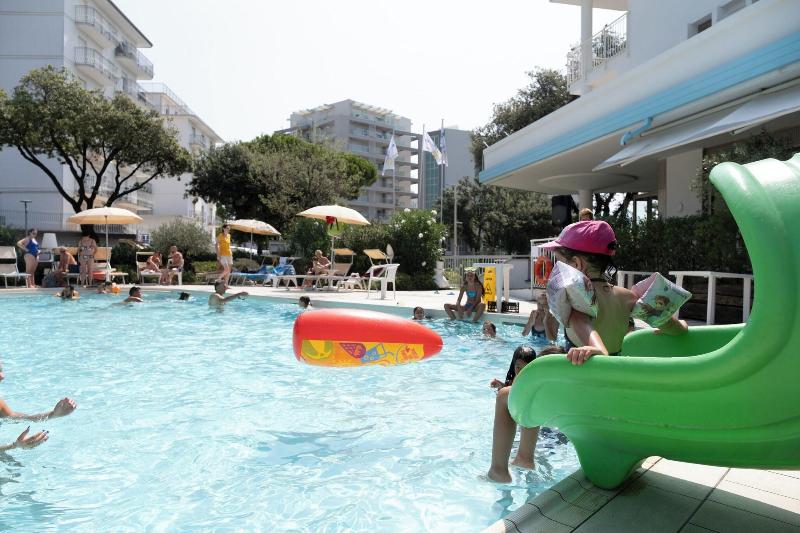 Family Hotel Alexander - Genel